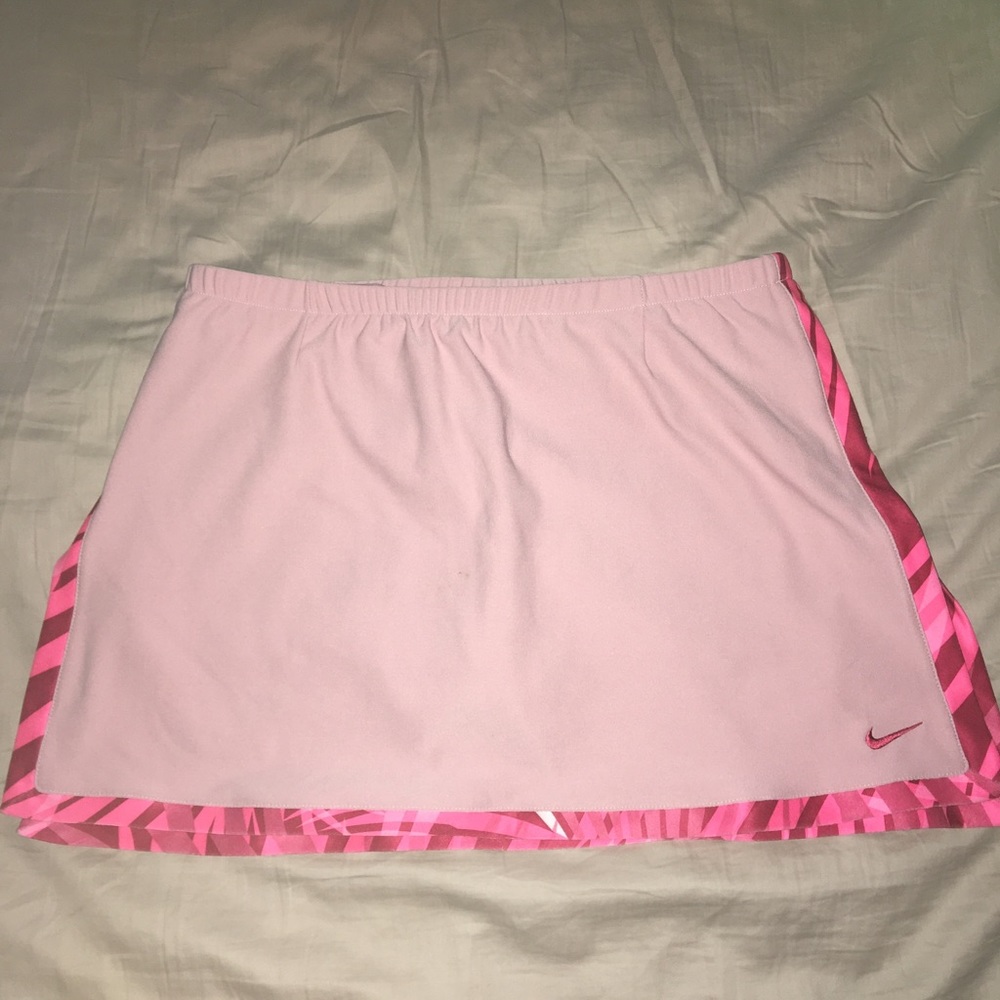 Nike FIT DRY Pink NWT tennis skirt with shorts